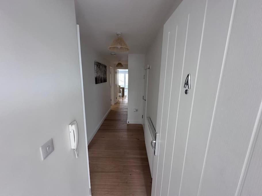 2Bed Ground Floor Flat + Garden Apartamento Sunningwell Exterior foto